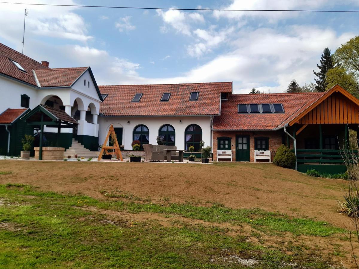 Feny-Szer Vendeghaz Orseg Hotel Szentgotthárd Exterior photo